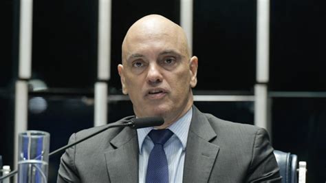 Moraes Vai De Surpresa Ao Senado Ap S Aprova O Da Pec Das Drogas