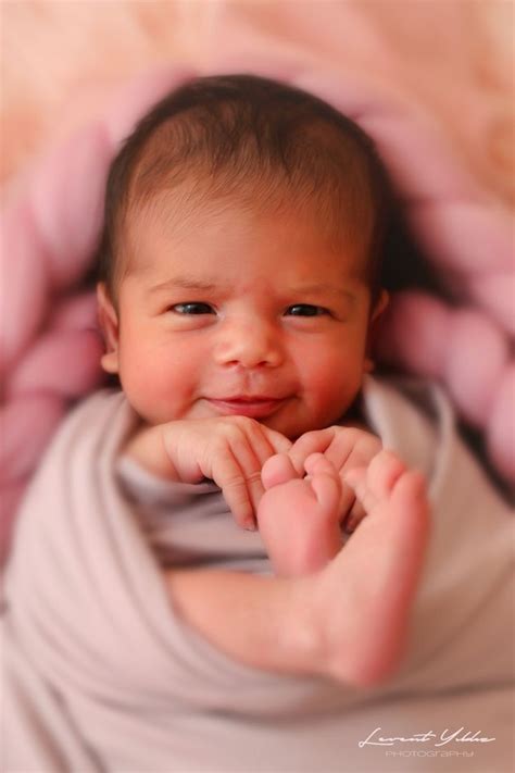 Pin De Isabel Luna En Bebes Tiernos Bebe Rostros De Beb Ni Os