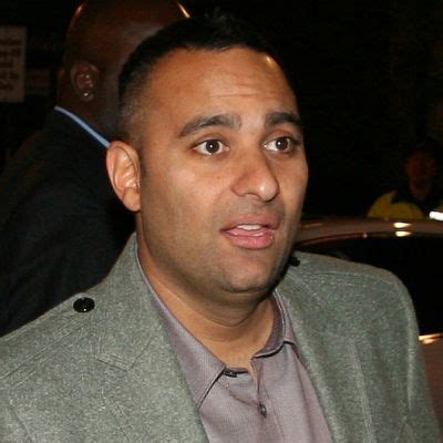 Russell Peters Age, Net Worth, Bio, Height [Updated February 2024 ]