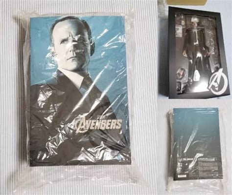Hot Toys Mms Pel Cula Obra Maestra Avengers Agent Coulson Usado Raro Jap N Eur