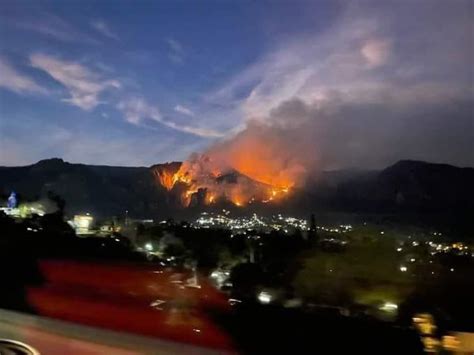 Fuerte Incendio Afecta Al Cerro Del Tepozteco En Tepoztlán Infobae