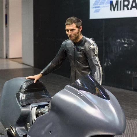 Guy Martin To Set A New Speed Record With Bhp Suzuki Hayabusa