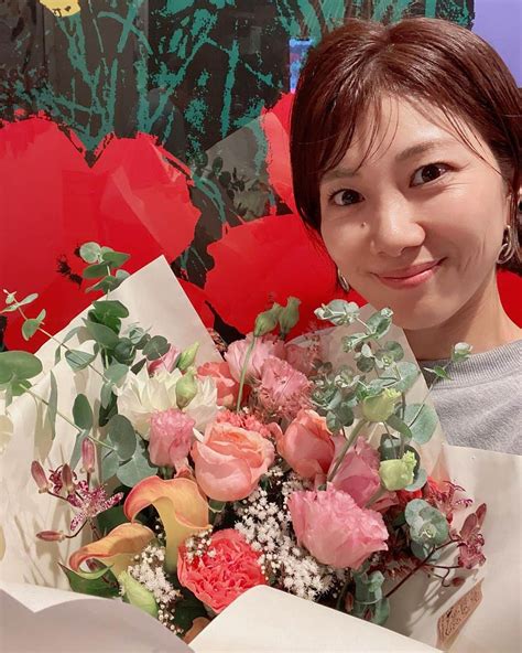 潮田玲子さんのインスタグラム写真 潮田玲子instagram「先日40歳を迎えました🎂☺️ 健康で元気に歳を重ねられる事に感謝であり