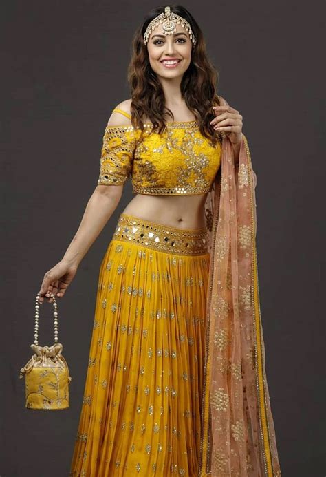 50 Beautiful Hot Photos Of Esha Kansara Actress From Zindagi Mere