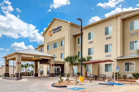 Comfort Inn & Suites Eagle Pass, TX - See Discounts