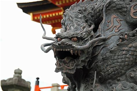 Japanese Dragon Statue