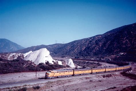 City Of Los Angeles Ups Flagship Streamliner