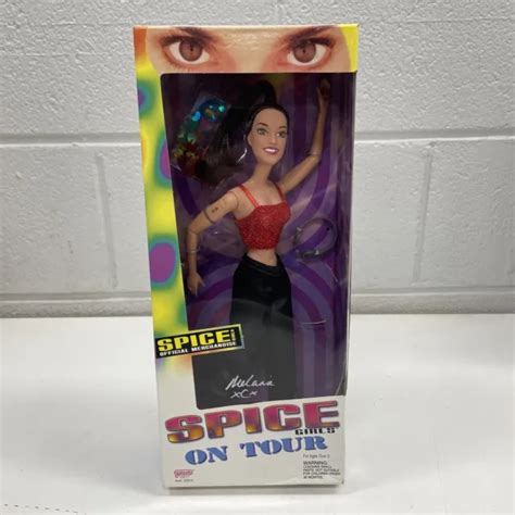 Original Doll Figure Spice Girls 1997 Toy Box Galoob Melanie Sporty On