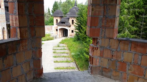 Łapalice Castle The Derelict Mansion of Kashubia