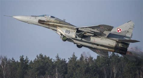 Польща передала Україні десять винищувачів МіГ-29 - ШоТам