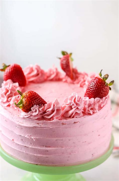 Strawberry Cake With Strawberry Frosting A Classic Twist