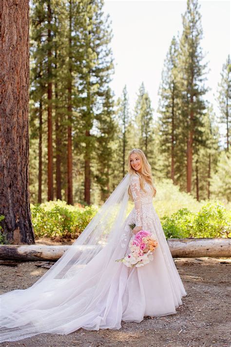 21 Things You Should Know Before Going Wedding Dress Shopping | Ball
