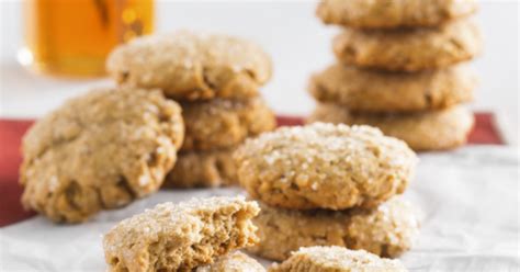 Honey Spice Oatmeal Cookies | National Honey Board