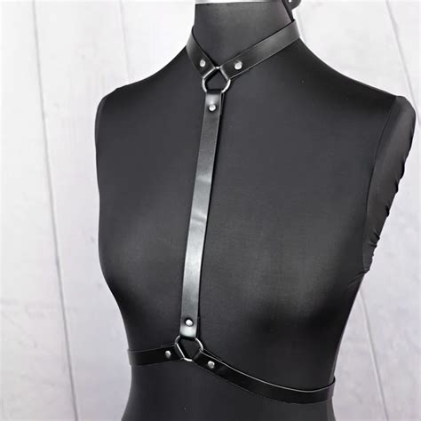 Uyee Techwear Women Pu Leather Harness Belt Body Chain Sexy Underwear