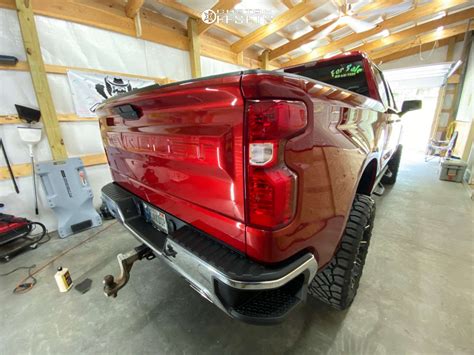 2019 Chevrolet Silverado 1500 With 22x10 24 Fuel Contra And 35125r22 Nitto Ridge Grappler And