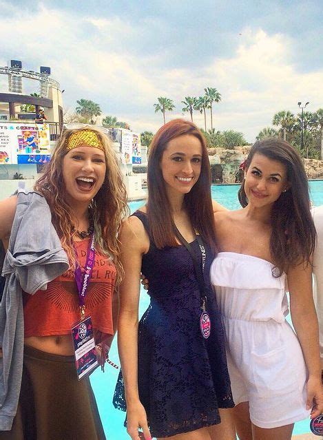 3 Blonde Redhead Brunette Scrolller