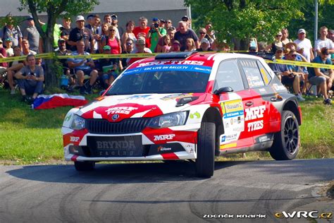 Llarena Efr N Fern Ndez Sara Koda Fabia R Barum Czech Rally