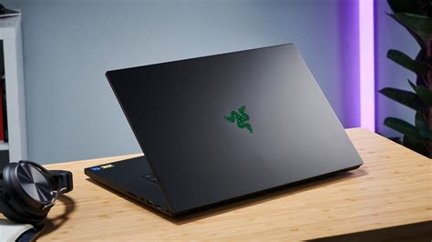 Razer Blade 17 2022 Techradar