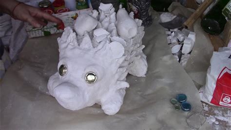 Ёжик из гипса для сада часть 2 ХоббиМаркет - YouTube