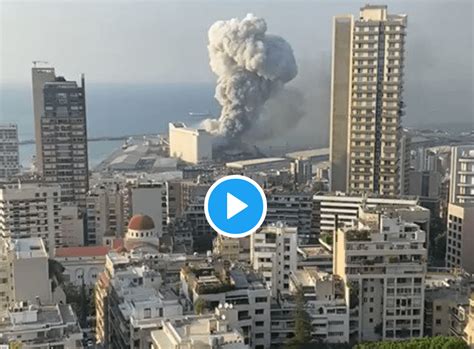 WATCH LIVE: Beirut Lebanon large Explosions on Tuesday, August 4, 2020 - Attracttour