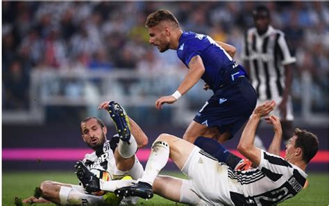 Strakosha brilha pega pênalti de Dybala e Lazio vence a Juventus em