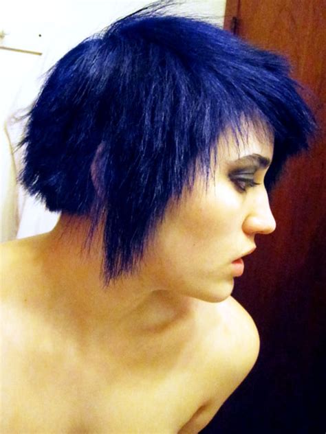 Purple Emo hairstyle | Celebrities Hairstyle Gallery