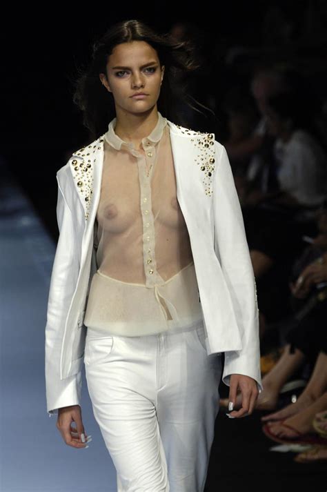 Naked Barbara Fialho Added 07 19 2016 By Ly Own