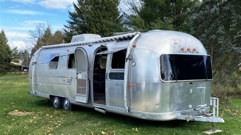 Airstream Sovereign Land Yacht Trailer For Sale In Medina Oh