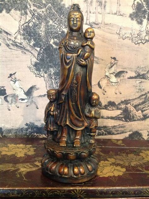 Bronzen Guan Yin Met Drie Kinderen Gemerkt China Catawiki