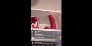 Miley Cyrus Shows Her Dildo Live On Instagram Tnaflix