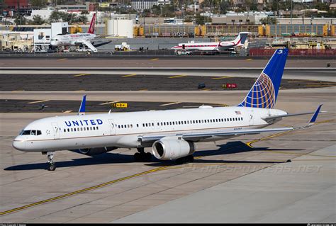 N14107 United Airlines Boeing 757 224 WL Photo By Keaton ID 1525233