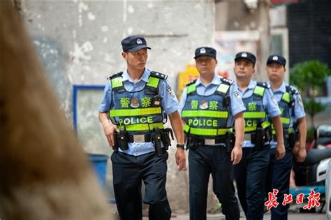 这个警务站半年抓获67名在逃人员，被抓者叹“武汉警察惹不起”武汉新闻中心长江网cjncn