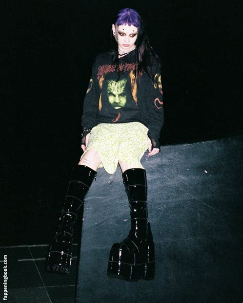 Zheani Zheani Nude OnlyFans Leaks The Fappening Photo FappeningBook