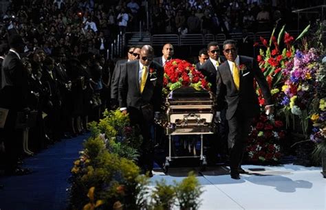 The Black Hollywood File: MICHAEL JACKSON BURIAL...FINALLY