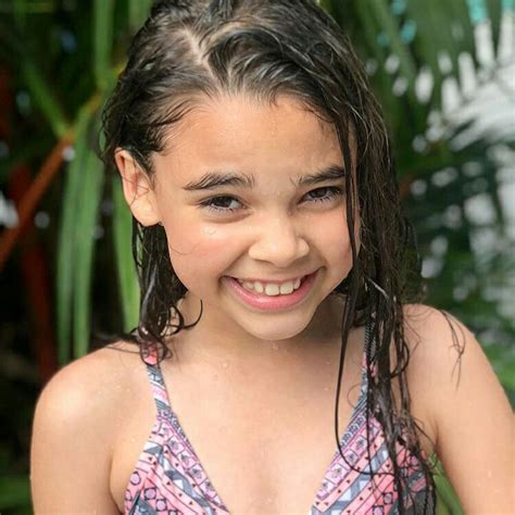 10 Hot Ariana Greenblatt Bikini Pics