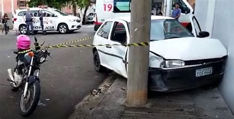 Casal Morre Em Acidente De Tr Nsito Em S O Jo O Da Boa Vista Onda Po Os