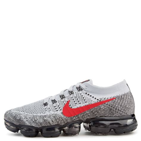 Air Vapormax Flyknit Pure Platinum University Red Black