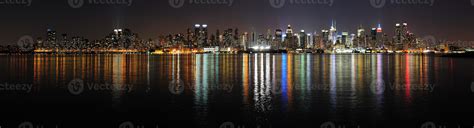 New York City Manhattan midtown skyline at night 8336471 Stock Photo at ...