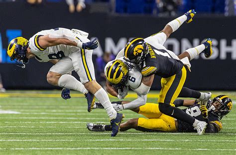 This Play From The Michigan Game Sums Up Iowa Football Video