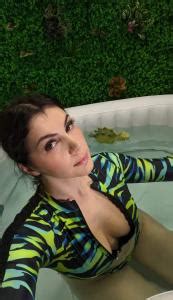 INSTA Valentina Nappi Selfie In Green Zebra Print In A Hot Tub Jan Phun Org Forum