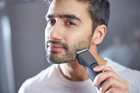 Philips Cordless Beard Trimmer USB Charging Mode, Detachable Head