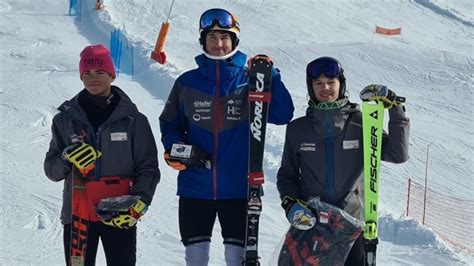 Week End Riche En Performances Pour Le Ski Club Nyon