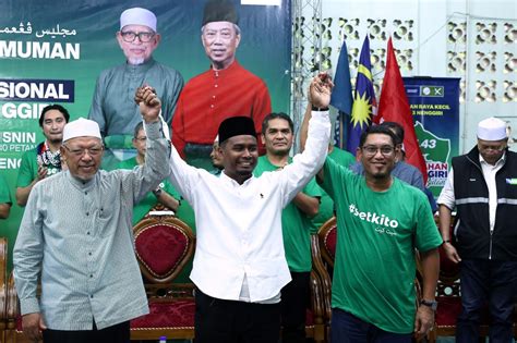 Nenggiri Polls Perikatan Fields Former Navy Man As Candidate The Star