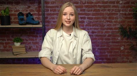 Как вытащить защитный подносок из рабочей обуви - YouTube