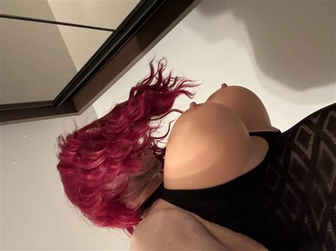 Having Fun Dressing Up 23 Nude Pics XHamster