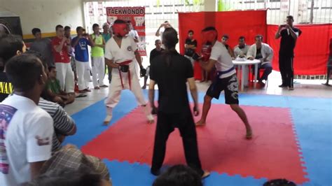 Dl Desafio De Lutadores Taekwondo Vs Capoeira Youtube