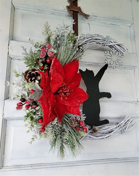 Winter Crescent Moon Black Cat Wreath W Poinsettia Witchy Etsy