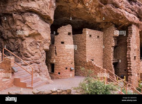 Anasazi cliff dwellings hi-res stock photography and images - Alamy