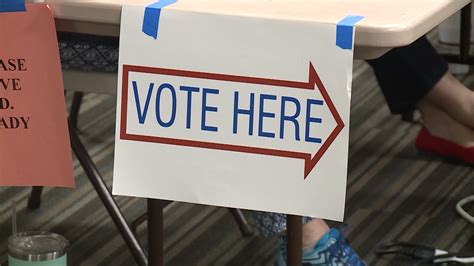 First Day Of Early Voting Yields Big Turnout