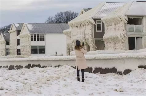 After A Storm Covered Their Homes In Ice Residents Along Lake Erie